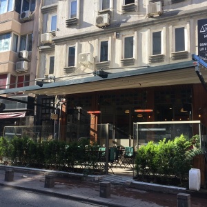 Cihangir Firüz Kafe