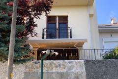 bina-merdiven-ustu-balkon-tentesi