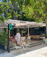 cafe-semsiye-kumas-degisimi